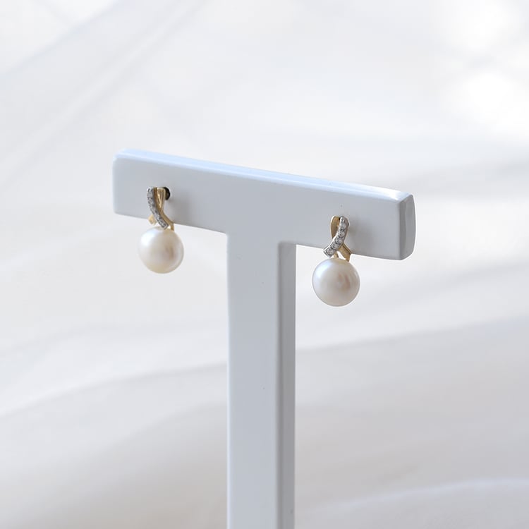 Ohrringe aus Gold 67615