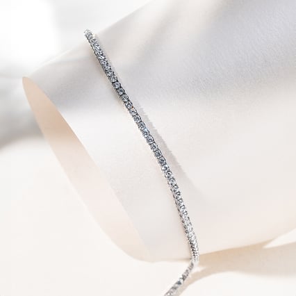 Goldenes Tennis Halskette mit Lab Grown Diamanten Hingis