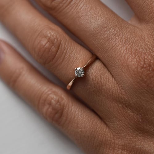 Verlobungsring mit Lab Grown Diamanten Mahiya