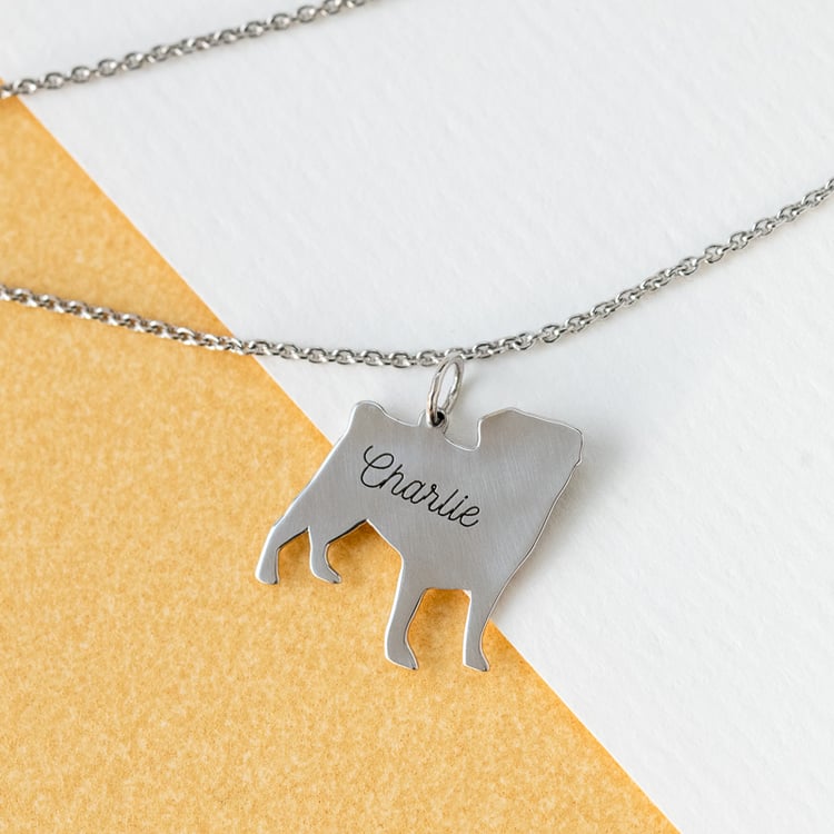 Silberner Anhänger in Form eines Hundes mit Gravur Pug 123110
