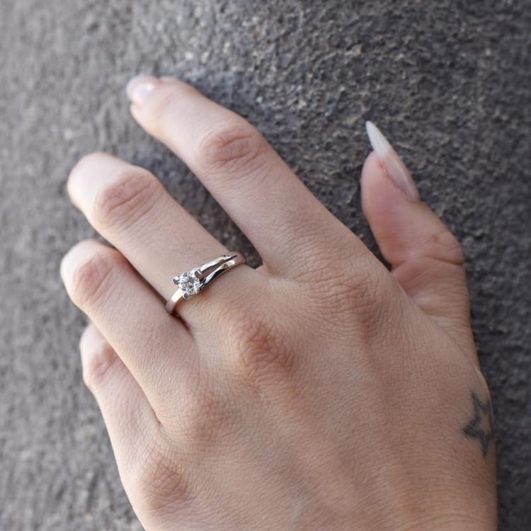 Verlobungsring mit Moissanit Kangana 22076