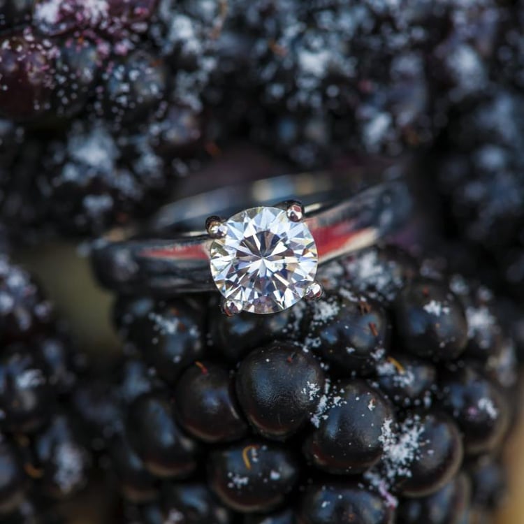 Verlobungsring mit Moissanit Huda 22182