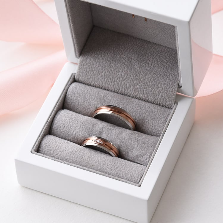 Dezente Eheringe aus Gold mit Diamanten Beth 77284