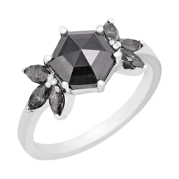 Ring mit Hexagon Salt and Pepper Diamanten und Marquise Diamanten Bonnie