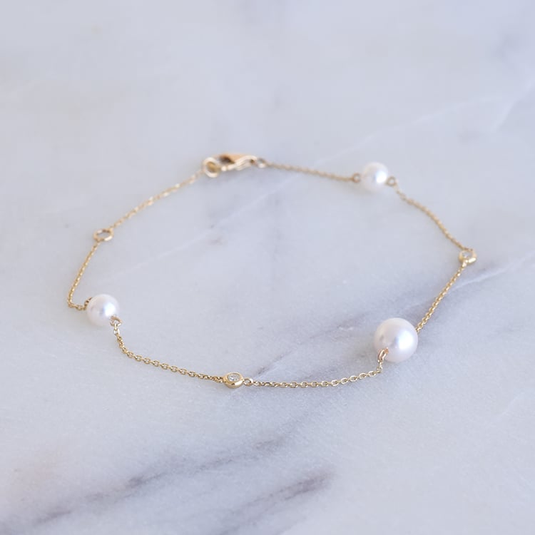 Zartes Armband mit Perlen und Diamanten Torquil 86946