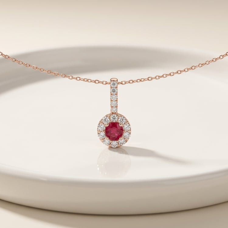 Goldener eleganter Anhänger mit Rubin und Lab Grown Diamanten Jack 170942