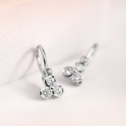 Goldene Kinderohrringe mit Lab Grown Diamanten Jasmine