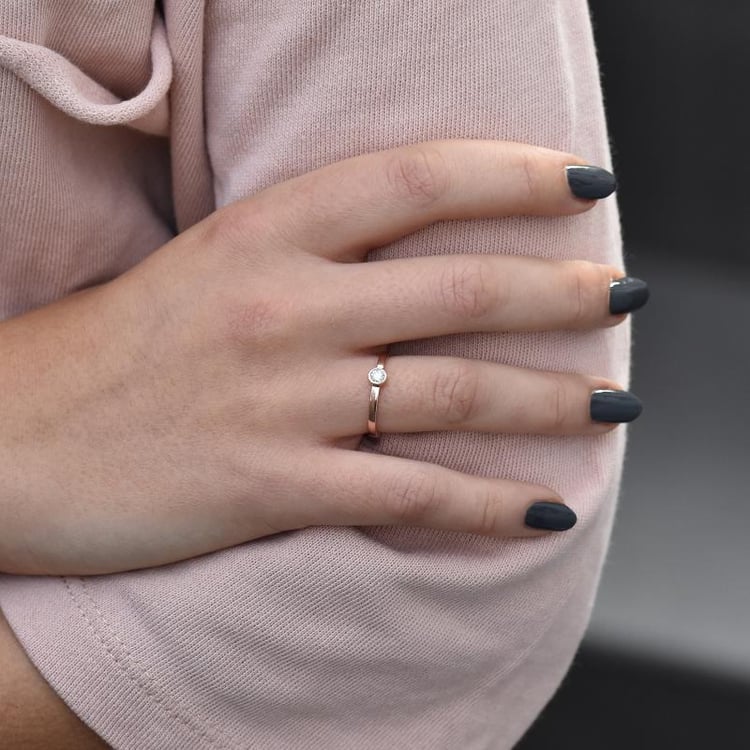 Verlobungsring mit Diamanten 35998