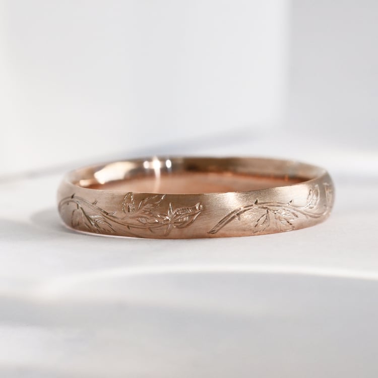 Eheringe mit von Hand gefertigter Rosengravur Danni 118180