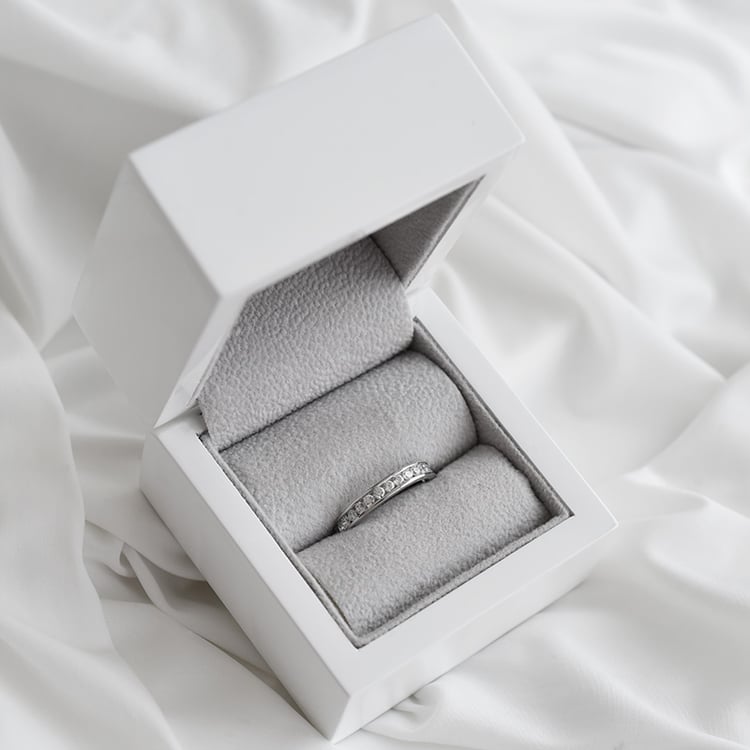 Eternity-Ring mit Lab Grown Diamanten und Komfortring Branko 96702