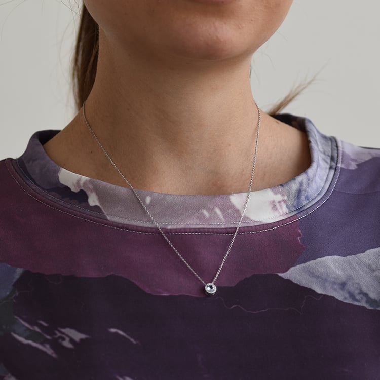 Halo-Anhänger mit Aquamarin und Diamanten Vicky 60993