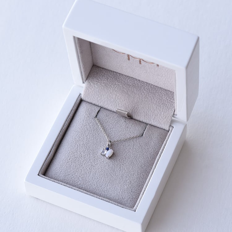 Goldene Schmuckkollektion Jeanne 74740