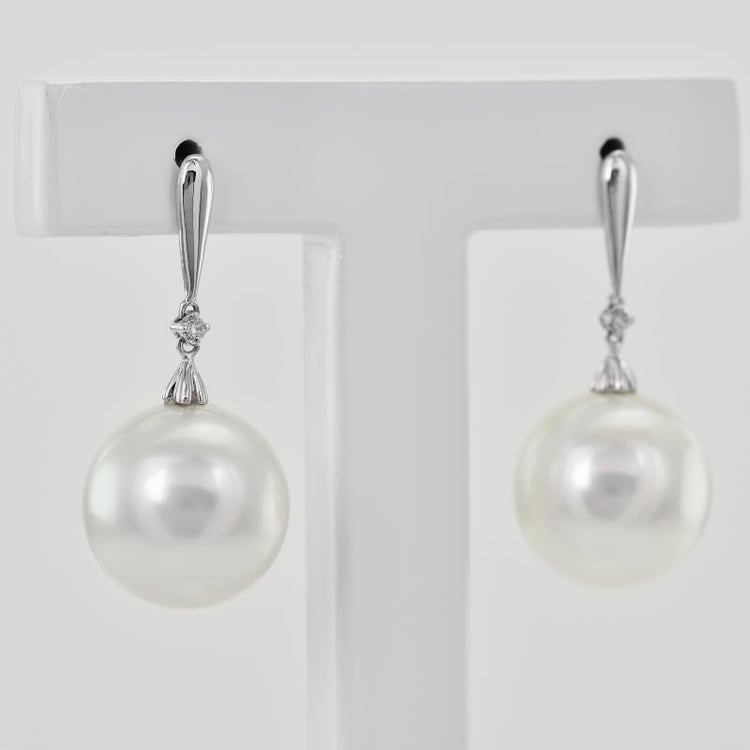 Ohrringe aus Gold mit Perlen 7966