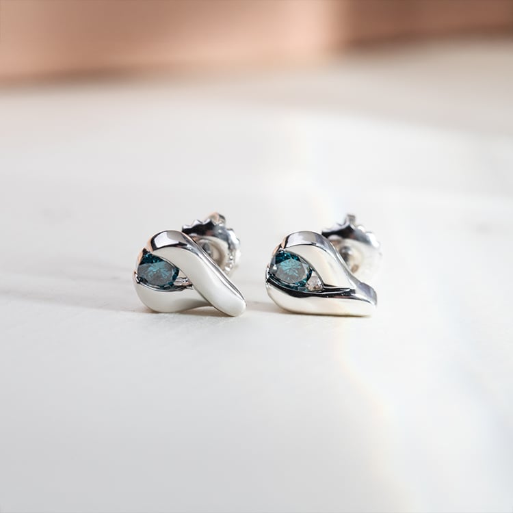 Dezente Ohrringe mit blauen Diamanten Fox 152086