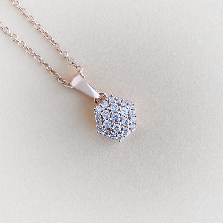 Elegantes goldenes Schmuckset mit Lab Grown Diamanten Roxy 96043