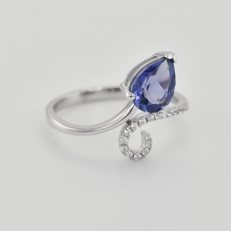 Goldener Ring mit Tansanit-Träne und Diamanten Cael 39141