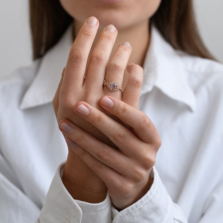 Verlobungsring im Vintage-Stil mit Morganit und Diamanten Jyspie 134155