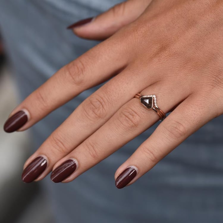 Goldenes Set mit braunem Diamant Ofi 34934