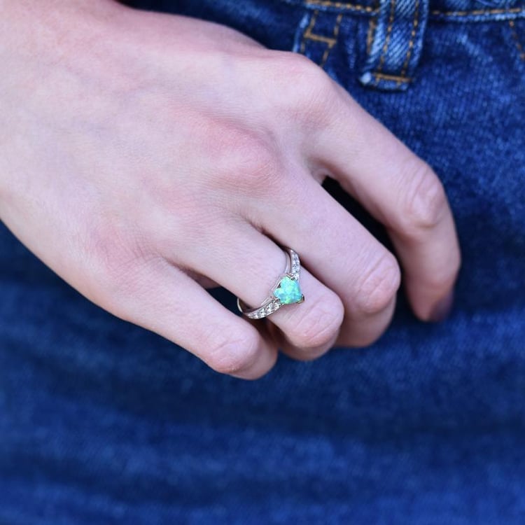 Silberner Ring mit Opal und Zirkonia Bailey 28117