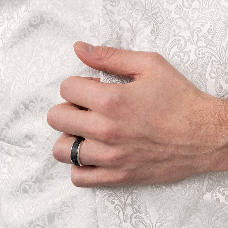 Halbrunde Trauringe aus Carbon Tiah 97552