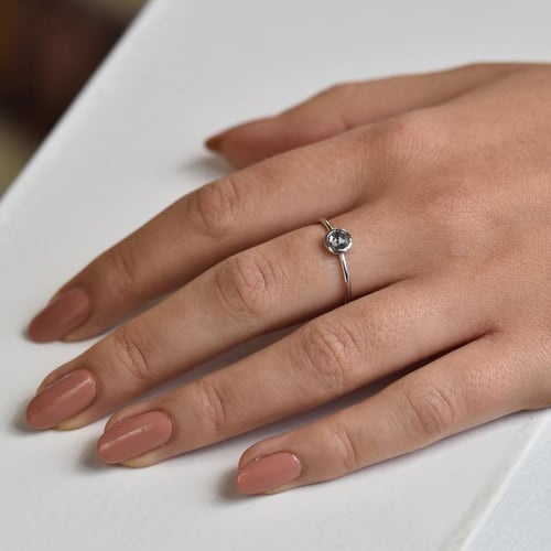 Ring mit Salt and Pepper Diamant Fermie