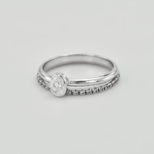 Goldenes Verlobungsset mit Diamant Iline