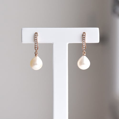 Perlenohrringe mit Diamanten Aashiny