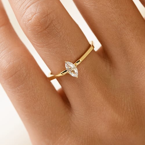 Ring mit Diamanten Julia