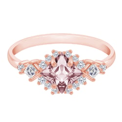 Goldener Ring mit Princess Morganit und Moissaniten Medrie