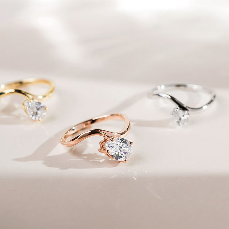 Verlobungsring mit tropfenförmigem Lab Grown Diamanten 155387