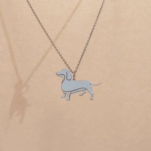 Anhänger in Form eines Hundes mit Gravur Dachshund