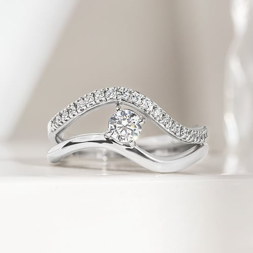 Romantisches Verlobungs-Set mit Lab Grown Diamantringen Kayla