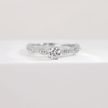 Verflochtener Verlobungsring mit Diamanten Minna