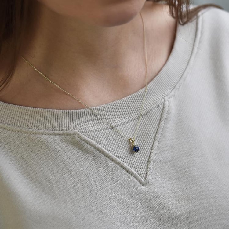 Goldanhänger mit Saphir-Herz und Diamanten Dorevie 38799