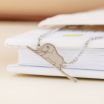 Silbernes Armband Der Kleine Prinz mit einem Elefanten und einer Gravur