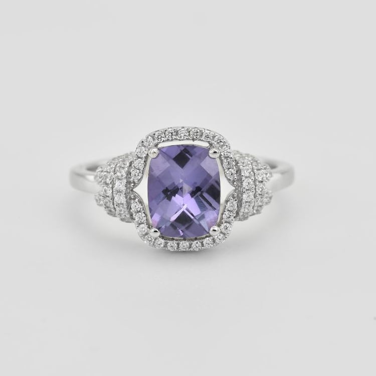 Alexandrit im silbernen Ring mit Zirkonia Carlaile 28524