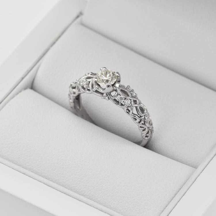 Vintage Verlobungsring in Gold mit Lab Grown Diamanten und Moissanit Chantal 46646