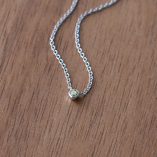 Minimalistische Halskette mit gelben Diamanten Glosie