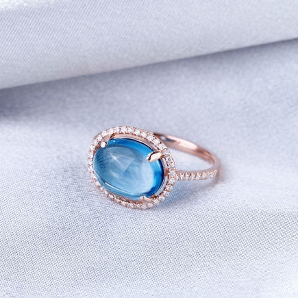 Goldener Diamantring mit Topas 2073