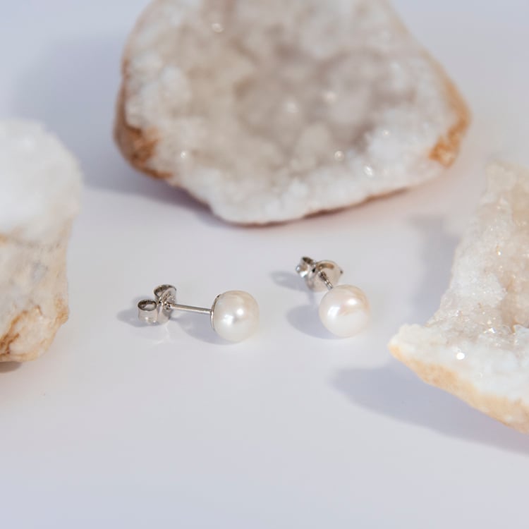 Minimalistische Ohrstecker mit Perlen Bahia 108428