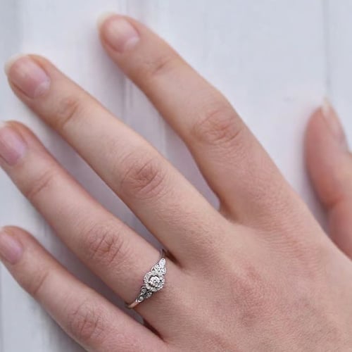 Silberner Halo-Ring mit Lab Grown Diamanten Avila