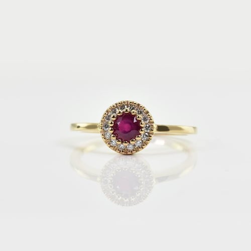 Verlobungsring mit Rubin und Diamanten Tafne