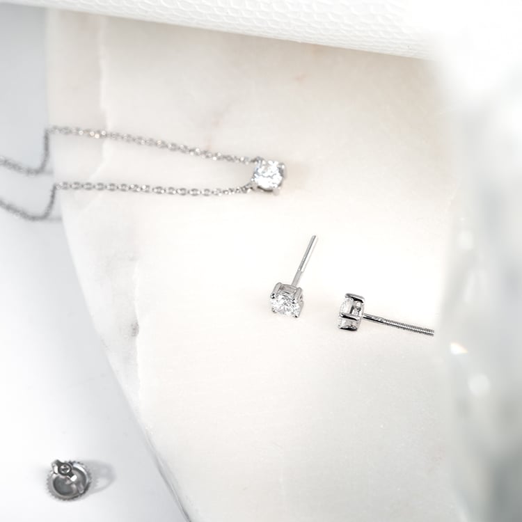 Ohrstecker aus Gold mit IGI-zertifizierten 0.30ct Lab Grown Diamanten Christi 131455