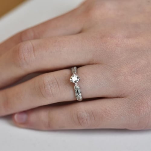 Verlobungsring mit Lab Grown Diamanten Katynie