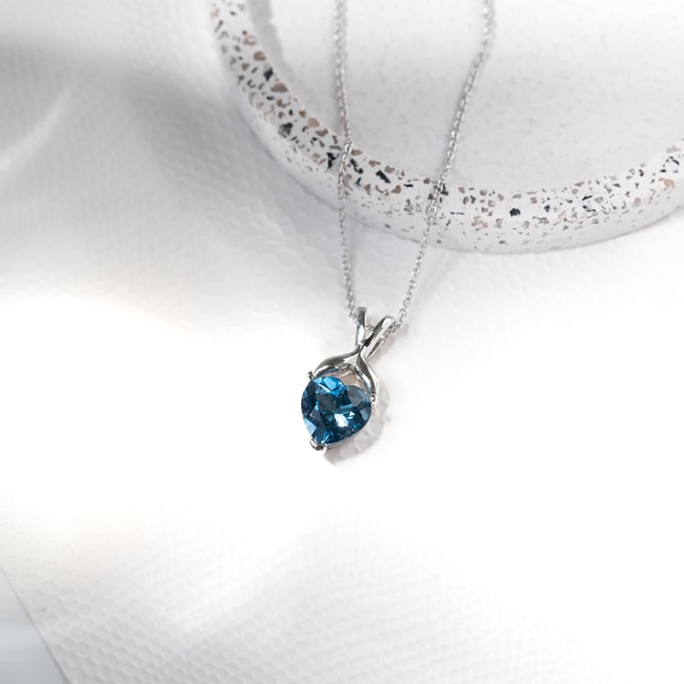 Silberanhänger mit Topas in Herzschliff Tasie 130658