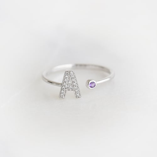 Ring mit Diamanten mit Buchstaben und Edelstein nach Wahl Armand