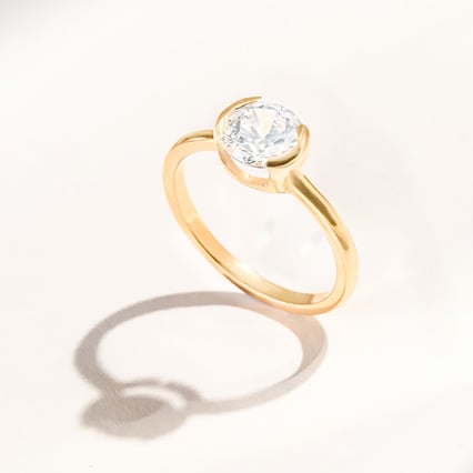 Verlobungsring mit Halblünette Diamanten Agrippa