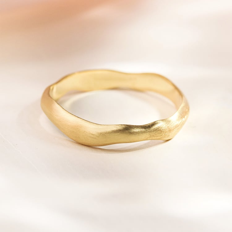 Unregelmäßige Eheringe aus Gold mit Diamanten Parnell 157084