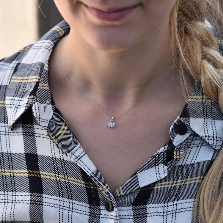 Anhänger mit Diamanten aus Gold 35531