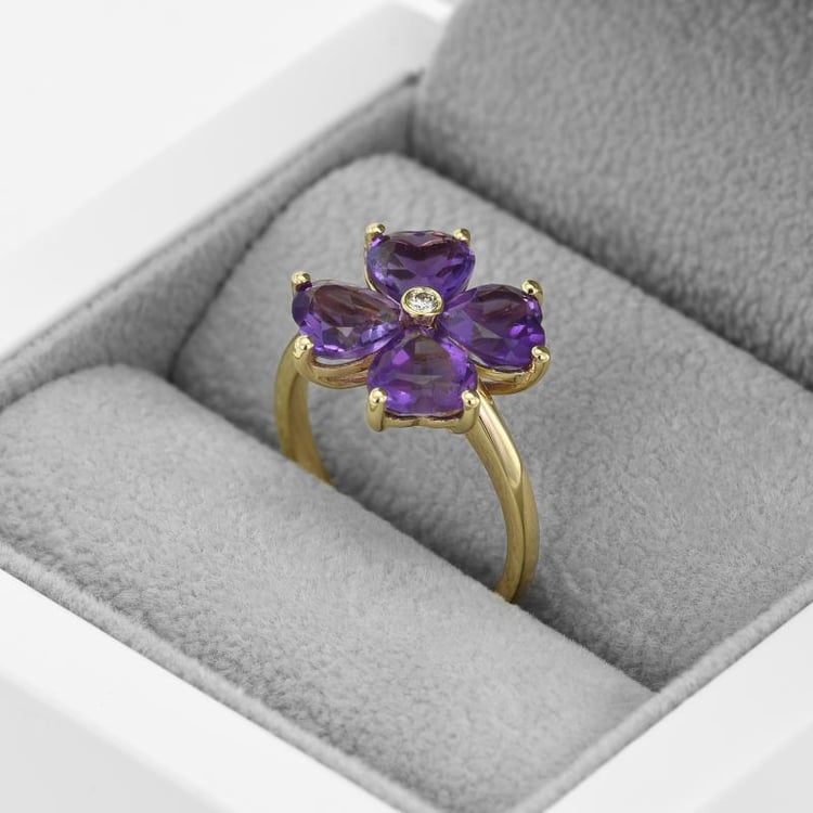 Ring mit Amethysten 47309